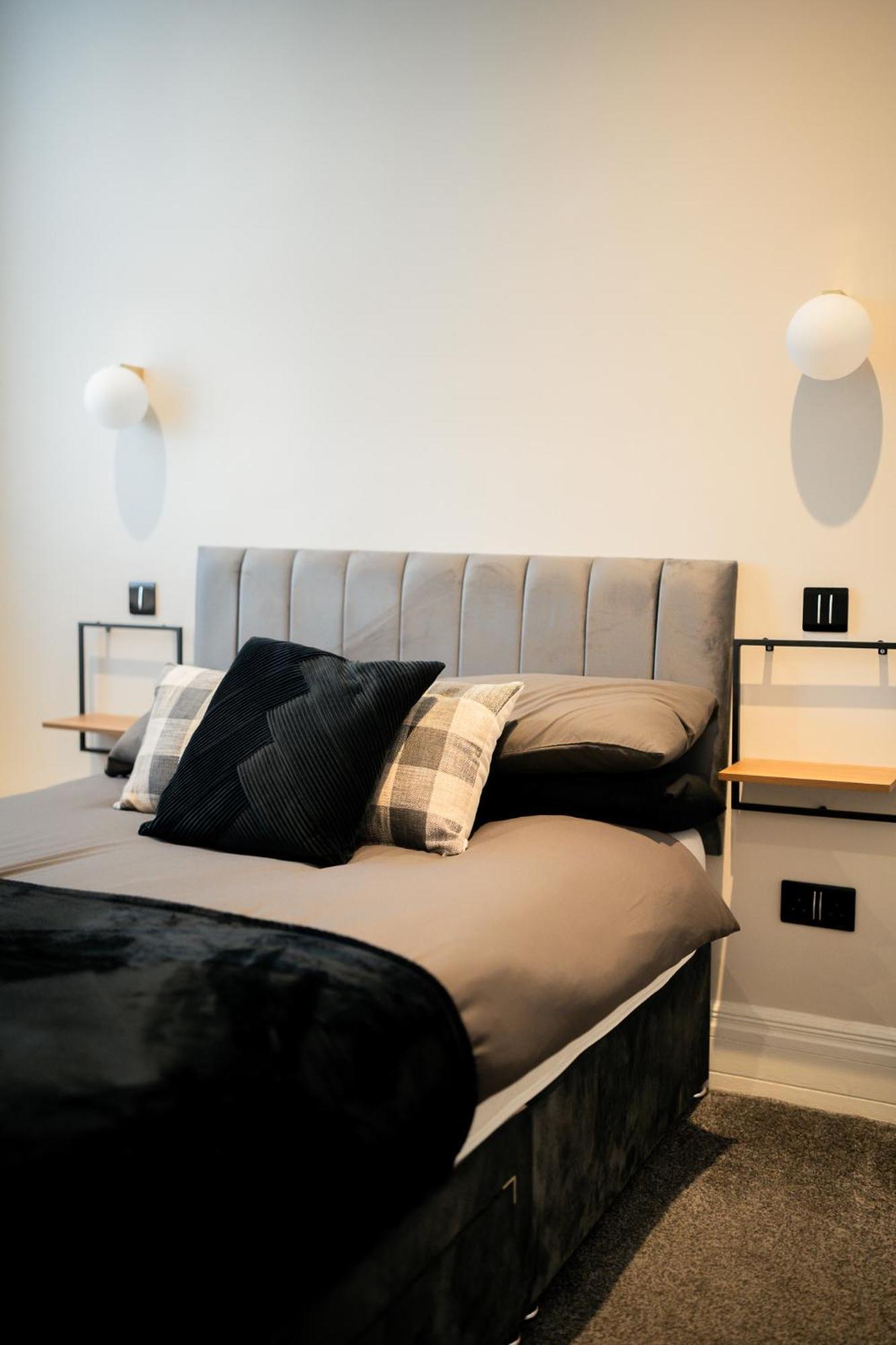 Stunning 2 Bedroom Ground Floor Sea View Apartment Rhôs-on-Sea Exterior foto